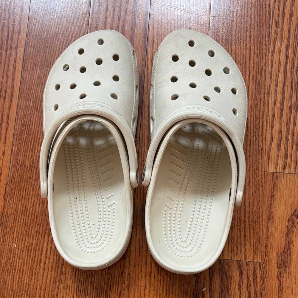 Crocs Bone color size 10 women’s 8 men’s